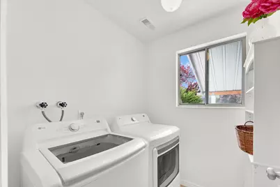 4652 W Vista Dr, Highland, UT 84003 - Photo 15