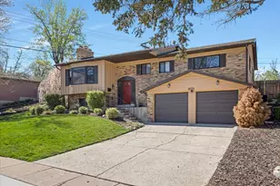 8628 S Mount Majestic Rd, Sandy, UT 84093 - Photo 3