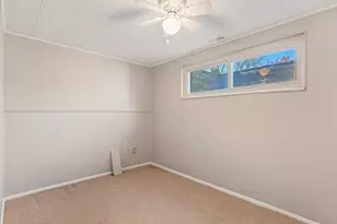 8628 S Mount Majestic Rd, Sandy, UT 84093 - Photo 23