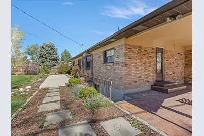 8628 S Mount Majestic Rd, Sandy, UT 84093 - Photo 27