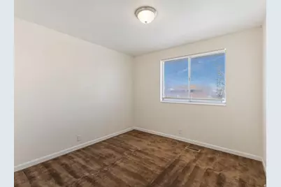 5089 W Highwood Dr, Kearns, UT 84118 - Photo 11