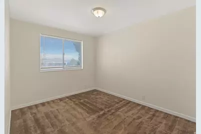 5089 W Highwood Dr, Kearns, UT 84118 - Photo 9