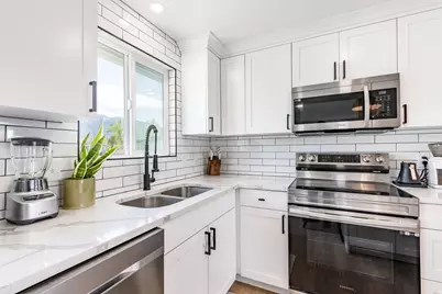 10251 S 535 E, Sandy, UT 84070 - Photo 9