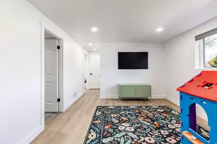 10251 S 535 E, Sandy, UT 84070 - Photo 25