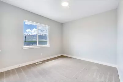 4867 N Canaan Peak Dr, Eagle Mountain, UT 84005 - Photo 17