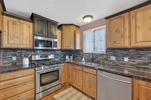 5572 W Jeremiah Dr, Kearns, UT 84118 - Photo 13