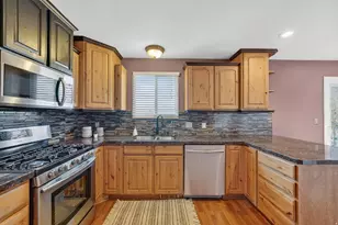 5572 W Jeremiah Dr, Kearns, UT 84118 - Photo 15