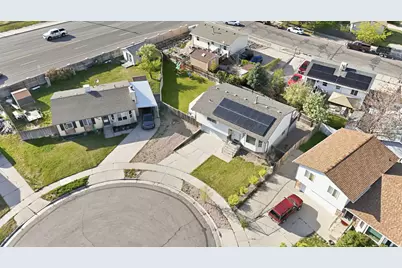 5572 W Jeremiah Dr, Kearns, UT 84118 - Photo 33