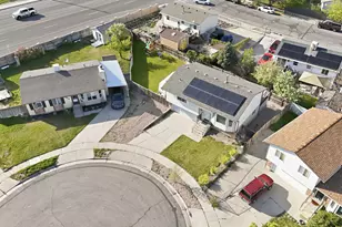 5572 W Jeremiah Dr, Kearns, UT 84118 - Photo 33