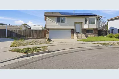 5572 W Jeremiah Dr, Kearns, UT 84118 - Photo 1
