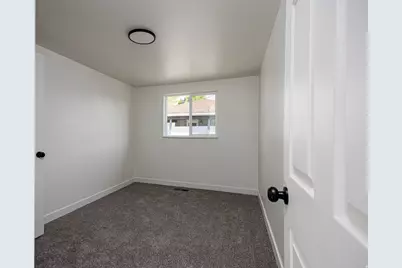 2897 S 3000 W, West Valley, UT 84119 - Photo 15