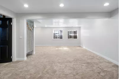 318 S Spyglass Dr, Stansbury Park, UT 84074 - Photo 17