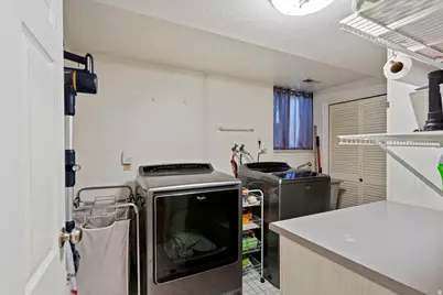 693 W 700 N, Clearfield, UT 84015 - Photo 21