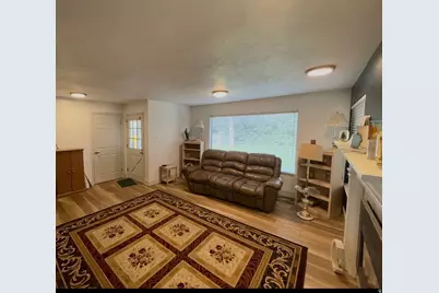 175 N 100 E, Hyrum, UT 84319 - Photo 7