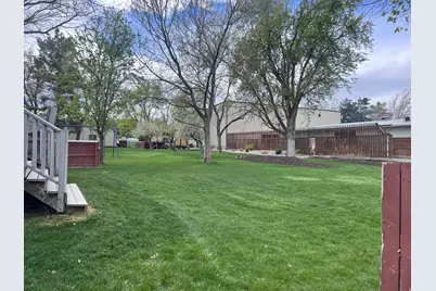 175 N 100 E, Hyrum, UT 84319 - Photo 39