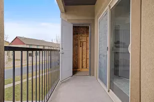 203 E Jordan Ridge Blvd, Saratoga Springs, UT 84045 - Photo 17