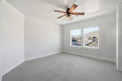 1318 W Wasatch Dr S, Saratoga Springs, UT 84045 - Photo 27