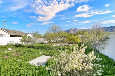 339 E 1900 St N, North Ogden, UT 84414 - Photo 29