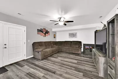 5414 S 3400 W, Roy, UT 84067 - Photo 17
