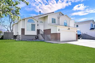 5414 S 3400 W, Roy, UT 84067 - Photo 3