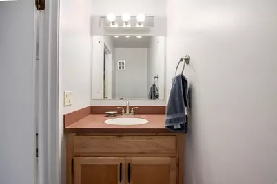 4676 S Woodduck Ln E, Millcreek, UT 84117 - Photo 23