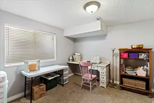 2001 S 1800 W, Syracuse, UT 84075 - Photo 25