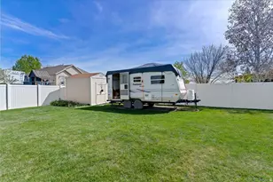 2001 S 1800 W, Syracuse, UT 84075 - Photo 29