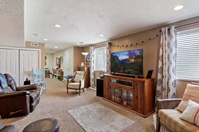 2001 S 1800 W, Syracuse, UT 84075 - Photo 17