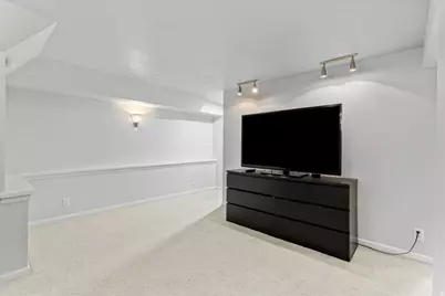 1733 E Harrison Ave S, Salt Lake City, UT 84108 - Photo 23