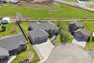 407 W Larkspur Ln, Morgan, UT 84050 - Photo 57