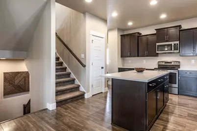 1977 E Redshoulder Dr N, Layton, UT 84040 - Photo 7