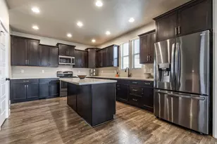 1977 E Redshoulder Dr N, Layton, UT 84040 - Photo 5