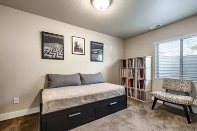 1977 E Redshoulder Dr N, Layton, UT 84040 - Photo 19