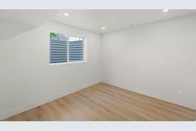 3481 S 3530 E, Salt Lake City, UT 84109 - Photo 21