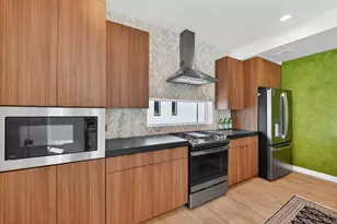 723 N 300 W, Salt Lake City, UT 84103 - Photo 5