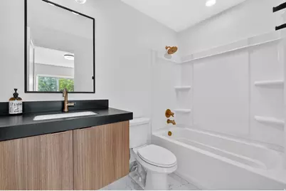723 N 300 W #7, Salt Lake City, UT 84103 - Photo 15