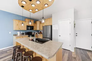 7141 W Cottage Dr, West Jordan, UT 84081 - Photo 9