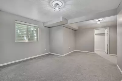 185 N 50 W, Centerville, UT 84014 - Photo 25