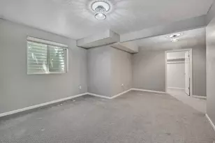 185 N 50 W, Centerville, UT 84014 - Photo 25