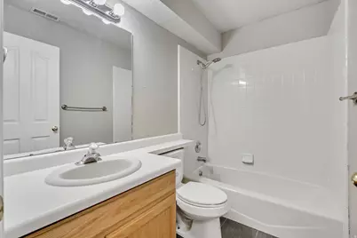 185 N 50 W, Centerville, UT 84014 - Photo 23