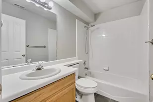 185 N 50 W, Centerville, UT 84014 - Photo 23