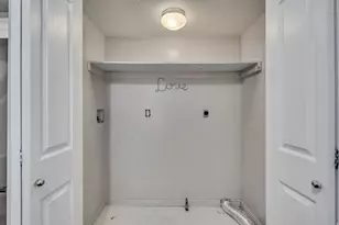 185 N 50 W, Centerville, UT 84014 - Photo 9