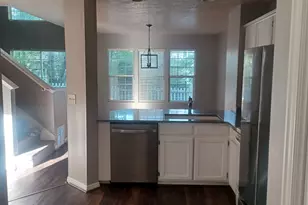 185 N 50 W, Centerville, UT 84014 - Photo 3