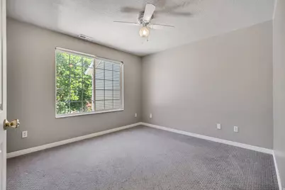 185 N 50 W, Centerville, UT 84014 - Photo 19