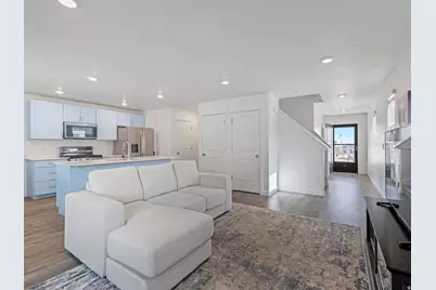 8533 W Meadow Bank Way, Magna, UT 84044 - Photo 5