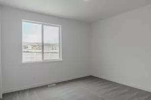 1301 S Jake Dr, Saratoga Springs, UT 84045 - Photo 13