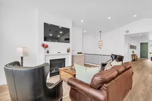 9178 S Renoir Ln, Cottonwood Heights, UT 84093 - Photo 11