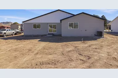 372 S Maple Dr, Salina, UT 84654 - Photo 3