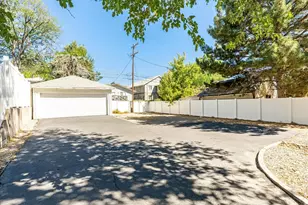 653 S 1300 E, Salt Lake City, UT 84102 - Photo 39