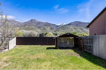 1320 N Winston Dr, Kaysville, UT 84037 - Photo 15